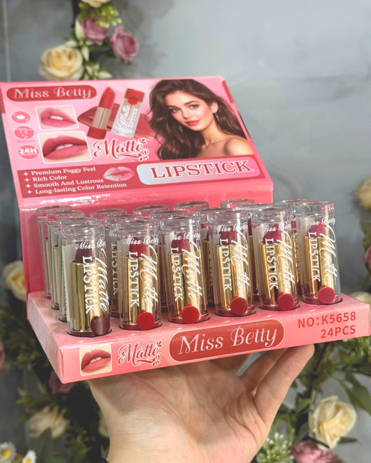 Labial en Barra Mate MISS BETTY